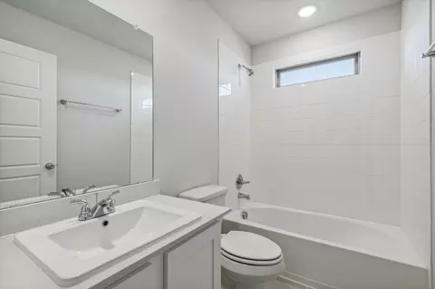 950 Crested View Pl, Lavon, TX 75166
