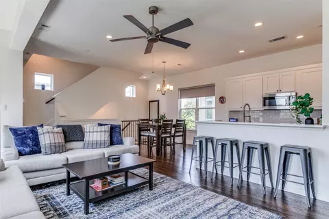 2110 Bennett Ave #1, Dallas, TX 75206