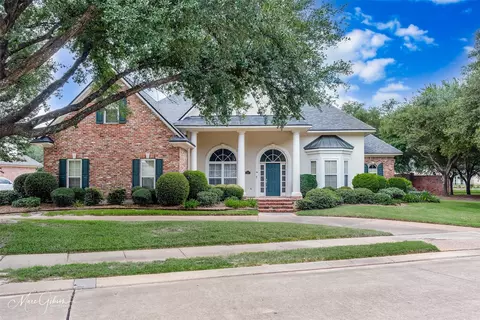 100 Magnolia Xing, Bossier City, LA 71111