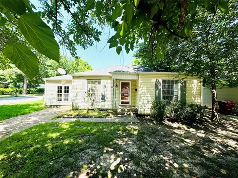 1625 N Ricketts St, Sherman, TX 75092