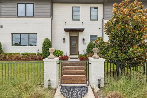 4233 Watercourse Dr, Fort Worth, TX 76109