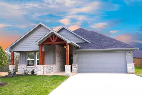 3858 Rose Hill Ct, Denison, TX 75020