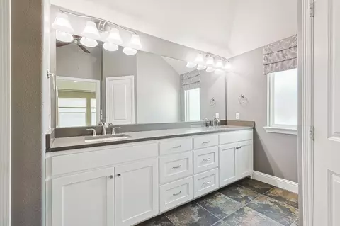 746 E Main St, Coppell, TX 75019 photo 20