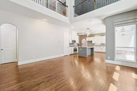 746 E Main St, Coppell, TX 75019 photo 3