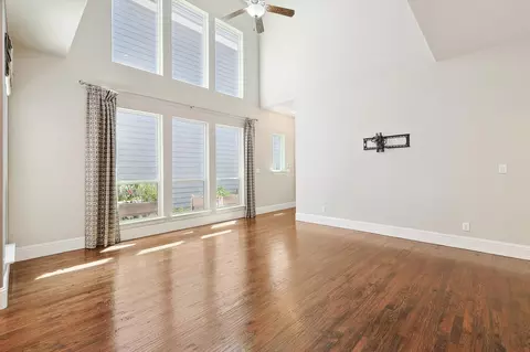 746 E Main St, Coppell, TX 75019 photo 5