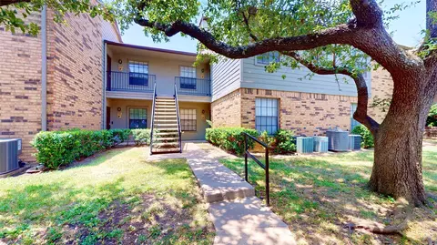 5335 Bent Tree Forest Dr #223, Dallas, TX 75248
