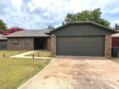 4017 Pueblo Trl, Lake Worth, TX 76135