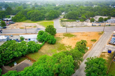 2213 Kings Ave, Haltom City, TX 76117