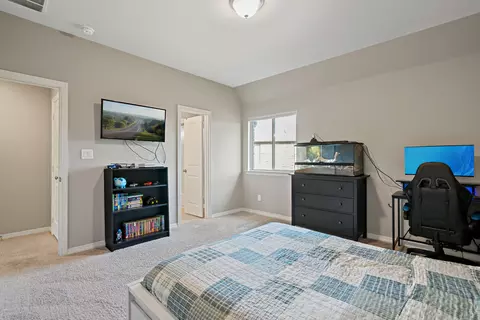Bedroom - 1616 Fireside Trl, Celina, TX 75009 photo 4 of 5