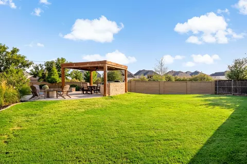 Exterior - 1616 Fireside Trl, Celina, TX 75009 photo 9 of 10