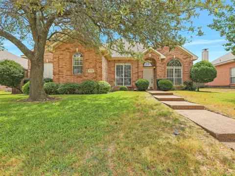 715 Yellowstone Ct, Allen, TX 75002