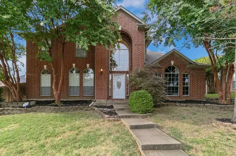 3229 Creek Meadow Ln, Garland, TX 75040