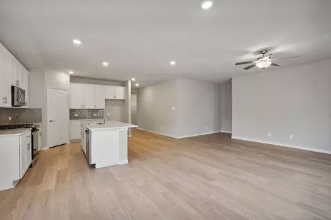 Living - 2628 Rocket Bend Dr, Anna, TX 75409 photo 4 of 6