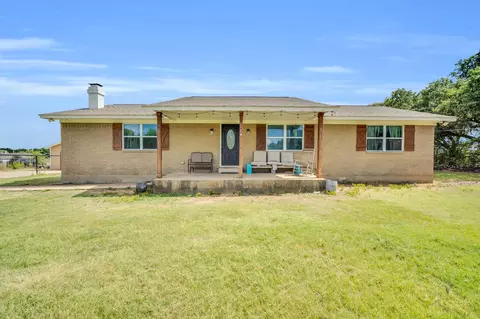 6460 Pickett Ln, Burleson, TX 76028
