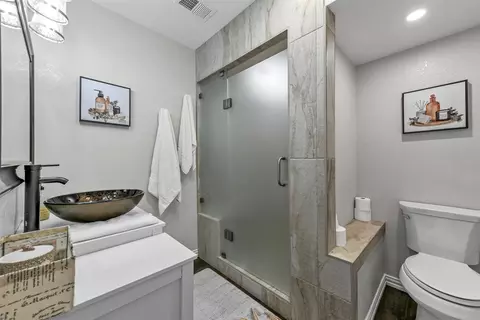 Bath - 2317 E Windsor Dr, Denton, TX 76209 photo 3 of 3