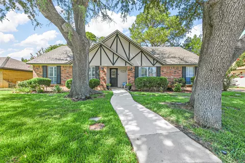 2317 E Windsor Dr, Denton, TX 76209