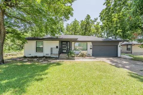 2956 Primrose Ln, Farmers Branch, TX 75234