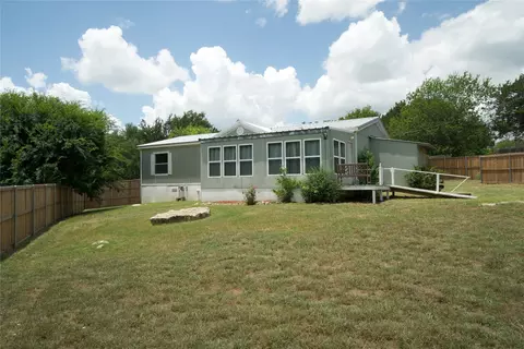 104 Cedar Hill Dr, Whitney, TX 76692