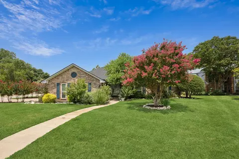 32 Edgemere Dr, Trophy Club, TX 76262