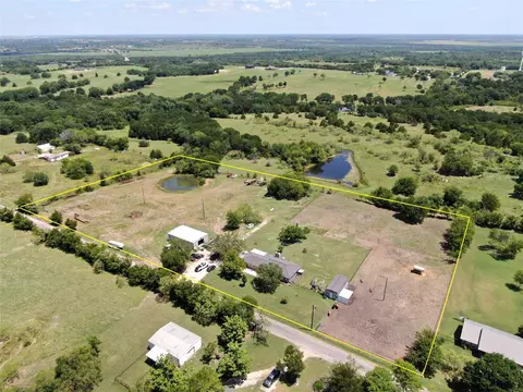 604 Old Gin Rd, Ennis, TX 75119