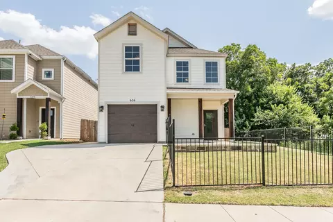 636 River Garden Dr, Fort Worth, TX 76114