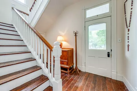 Entry Way - 322 E Main St, Pilot Point, TX 76258 photo 2 of 2