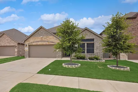 1007 Pitch Pine St, Hickory Creek, TX 75065