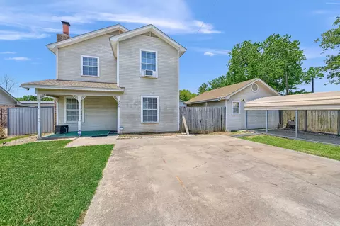 320 Church St, Collinsville, TX 76233