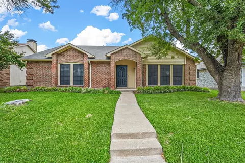 7101 Christina Ln, Garland, TX 75043