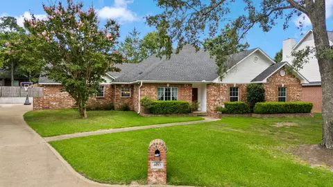 4013 Chapel Ct, Tyler, TX 75707