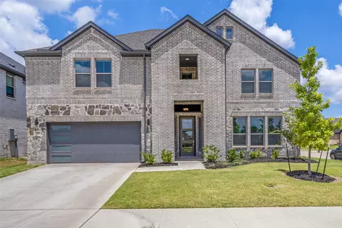 375 Hidden Waters Dr, Lavon, TX 75166