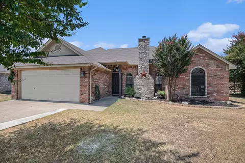 506 Ridgeway Blvd, Weatherford, TX 76086