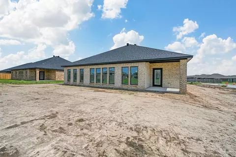 2218 Samuel St, Mabank, TX 75147 photo 5