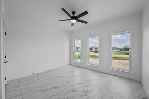 2218 Samuel St, Mabank, TX 75147 photo 9