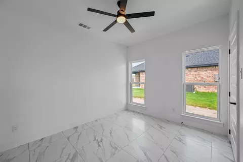 2218 Samuel St, Mabank, TX 75147 photo 10