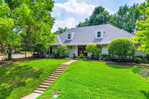 14 Forest Park Dr, Richardson, TX 75080