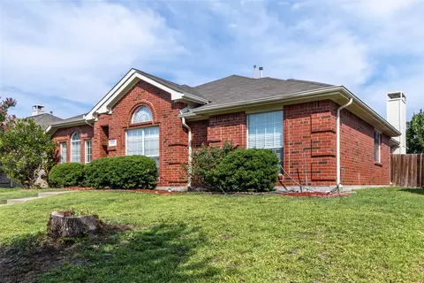 2725 Creek Crossing Rd, Mesquite, TX 75181