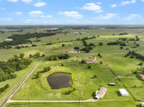 1472 W Line Rd, Whitesboro, TX 76273