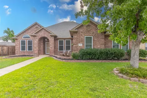 7310 Fieldlark Dr, Sachse, TX 75048