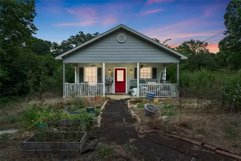 2233 Shannon Rd, Denison, TX 75021