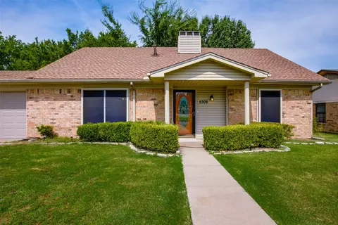 5306 Utah St, Greenville, TX 75402