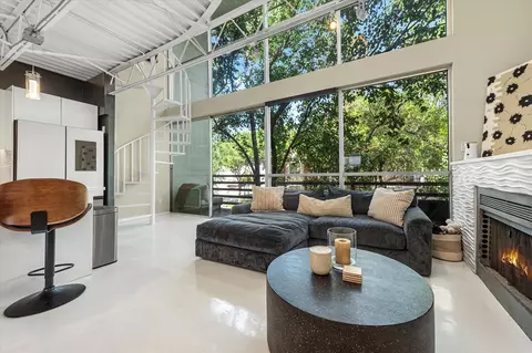 4239 Holland Ave #D, Dallas, TX 75219