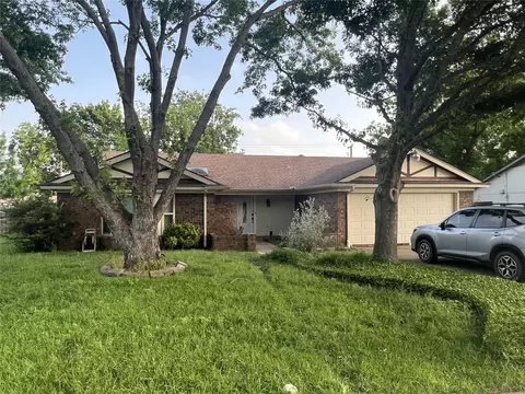 1708 Timbercreek Rd, Benbrook, TX 76126