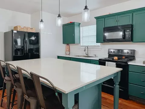 401 Huron St, Cleburne, TX 76031 photo 7