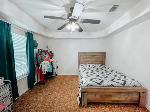 401 Huron St, Cleburne, TX 76031 photo 15