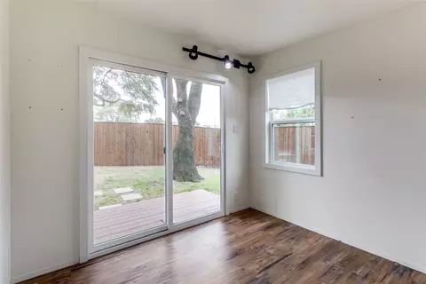 902 E Berkeley Dr, Richardson, TX 75081 photo 23