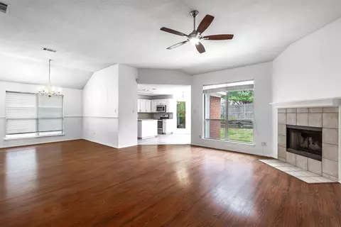 7921 Rattlers Ct, Arlington, TX 76002