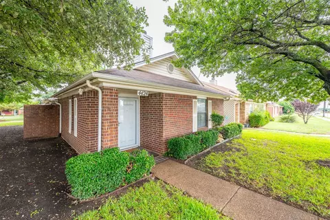 4424 Columbus Trl, Fort Worth, TX 76133