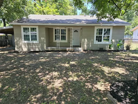 2334 Denman St, Stephenville, TX 76401