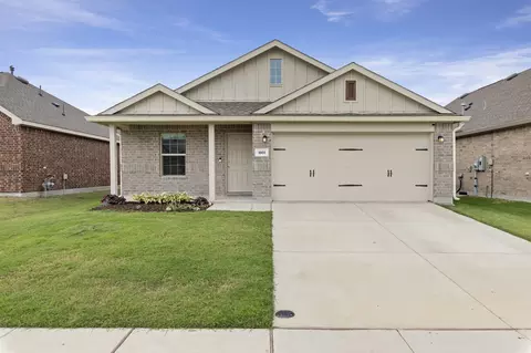 1801 River Crossing Dr, Anna, TX 75409